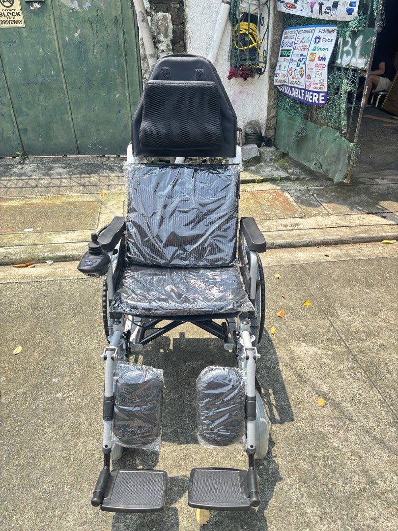 Avimed Electric Wheelchair (Category: Wheelchairs) located in Manila. Submitted by rosel2001 (Listing ID 1463994560, Image 1). Description: - Electric wheelchair with minimal signs of use. - Comfortable padded seat and backrest. - Adjustable armrests for personalized comfort. - Adjustable footrests to suit your needs. - Large rear wheels for stability and maneuverability. - Smaller front wheels for easy navigation. - Conveniently located battery 