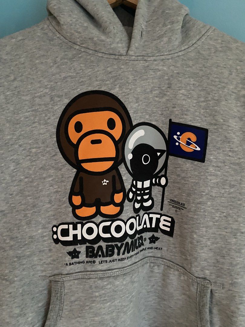 BABY MILO X CHOCOOLATE (Category: Activewear) located in Liloan. Submitted by thehigherculture (Listing ID 1463990444, Image 2). Description: BABY MILO X CHOCOOLATE Condition : very good condition Dimes : 22W x 25L Size : medium Flaws : none.