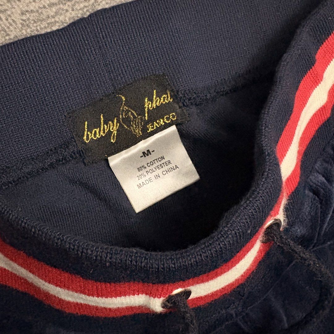 Baby Phat Velour Flared Pants (Category: Other Bottoms) located in Batangas. Submitted by bermudaph.2 (Listing ID 1463972863, Image 3). Description: .