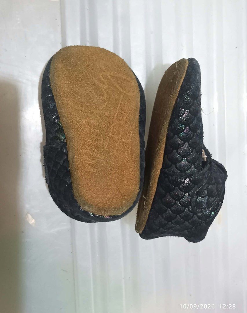 Baby/Toddler Sandals (Category: Other Babies Going Out Needs) located in Taytay. Submitted by crisha14344 (Listing ID 1463959072, Image 2). Description: Brand: Monkey Feet Size: For 3 to 6 Months Old Sandals with a Shiny Mermaid-Scale Pattern .