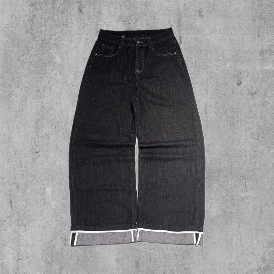 Baggy Raw Denim (Category: Jeans) located in Angeles City. Submitted by 5am.collective (Listing ID 1463968860, Image 1). Description: Baggy Raw Denim💎 PHP 849 Only🏷️ Waist 30 Length 42 Leg Open 11.5 As New Condition💙.