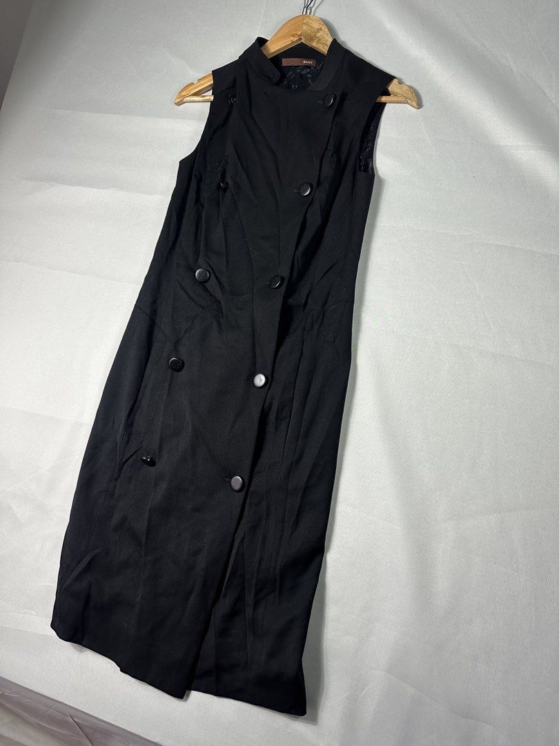 Bally Double Breasted Black Long Coat (Category: Luxury Apparel) located in Cabanglasan. Submitted by thefashiongarage.co (Listing ID 1463948114, Image 3). Description: Title - Vintage Bally Model/Name - Double Breasted Size on Tag - 38 (Small to Medium) Conditiion - Excellent as new with no major issue Dimension (WxLxH) - 16.5x41 Inches Category- Casual/ Outdoor Fitting - Slim Made in - Italy Material - 90% Wool/ 8% Nylon/ 2% Lycra Color - Black