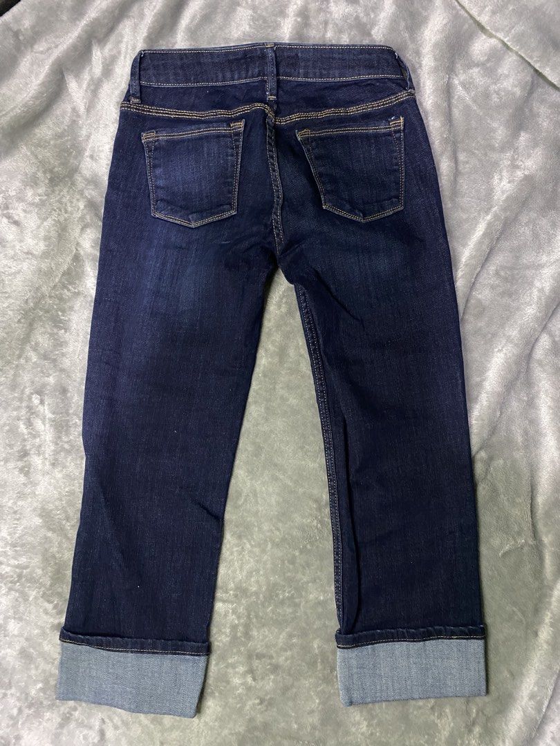 BANANA REPUBLIC (Category: Jeans) located in Manila. Submitted by pc.thrift (Listing ID 1463959597, Image 2). Description: Dark indigo cropped 25-26 Super like new condition .