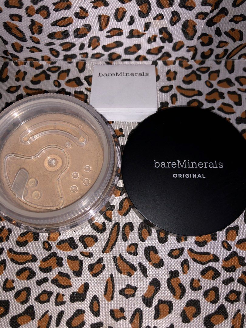 bareMineral Foundation (Category: Makeup) located in Valenzuela. Submitted by daisy.beautyshop (Listing ID 1464096240, Image 2). Description: Brand new and Original Lalamove, LBC Gcash payment What you see is what you get No Return No Exchange No Refund shipping fee to be shouldered by the buyer..