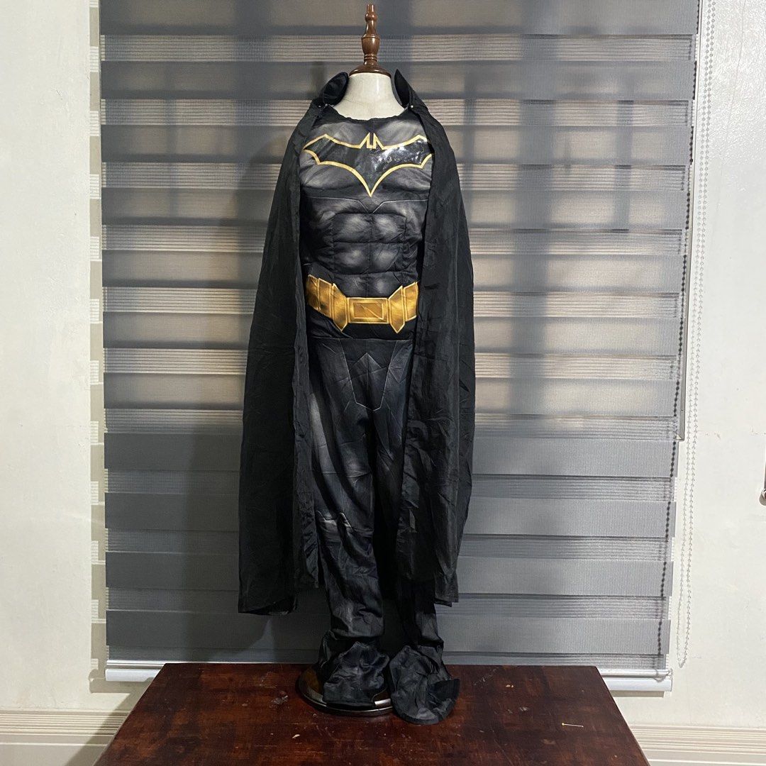 Batman Cape (Category: Babies & Kids Fashion) located in Caloocan City. Submitted by discusonlineshop (Listing ID 1463952036, Image 1). Description: 10-12y/0.
