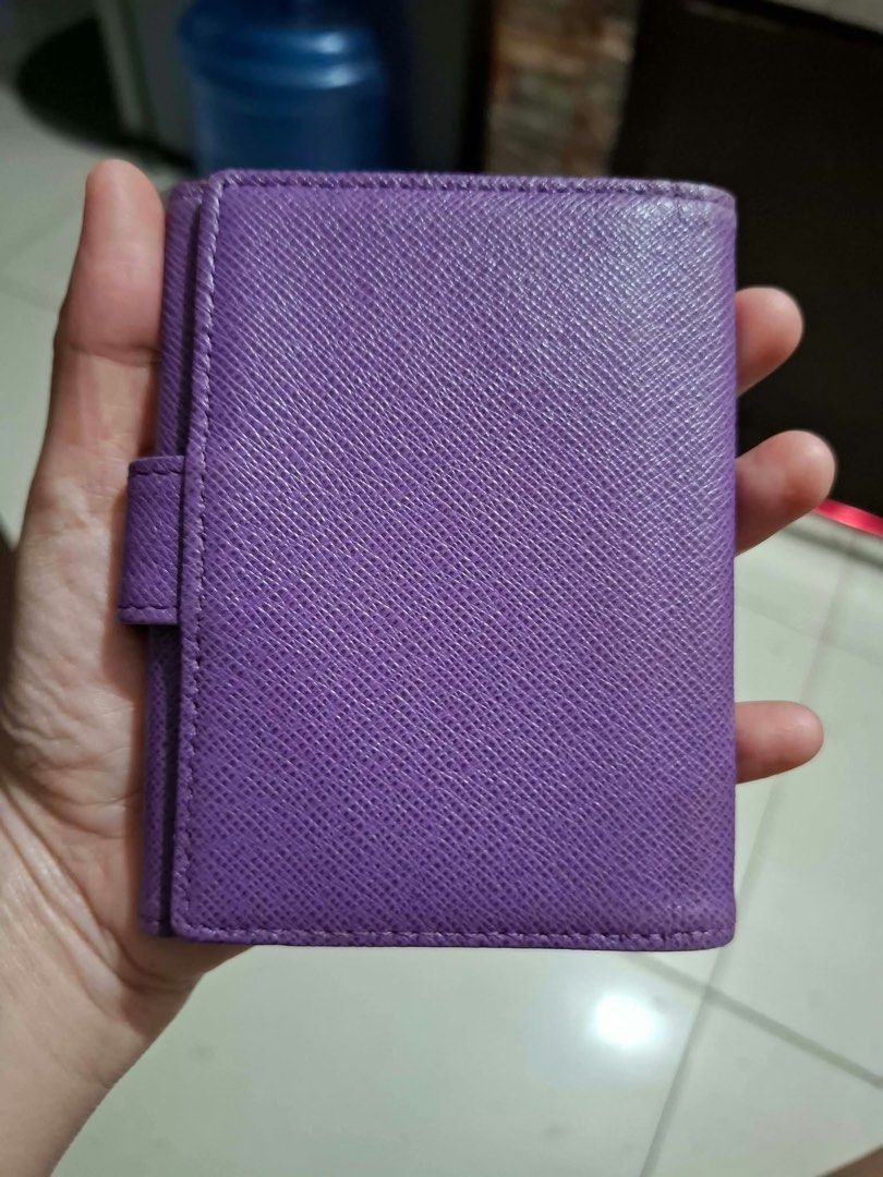 Beanpole card holder (Category: Wallets & Card holders) located in Cavite. Submitted by littlesweetshop (Listing ID 1463994362, Image 3). Description: Mop gcash Plus sf.