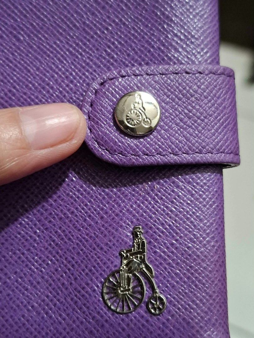 Beanpole card holder (Category: Wallets & Card holders) located in Cavite. Submitted by littlesweetshop (Listing ID 1463994362, Image 2). Description: Mop gcash Plus sf.