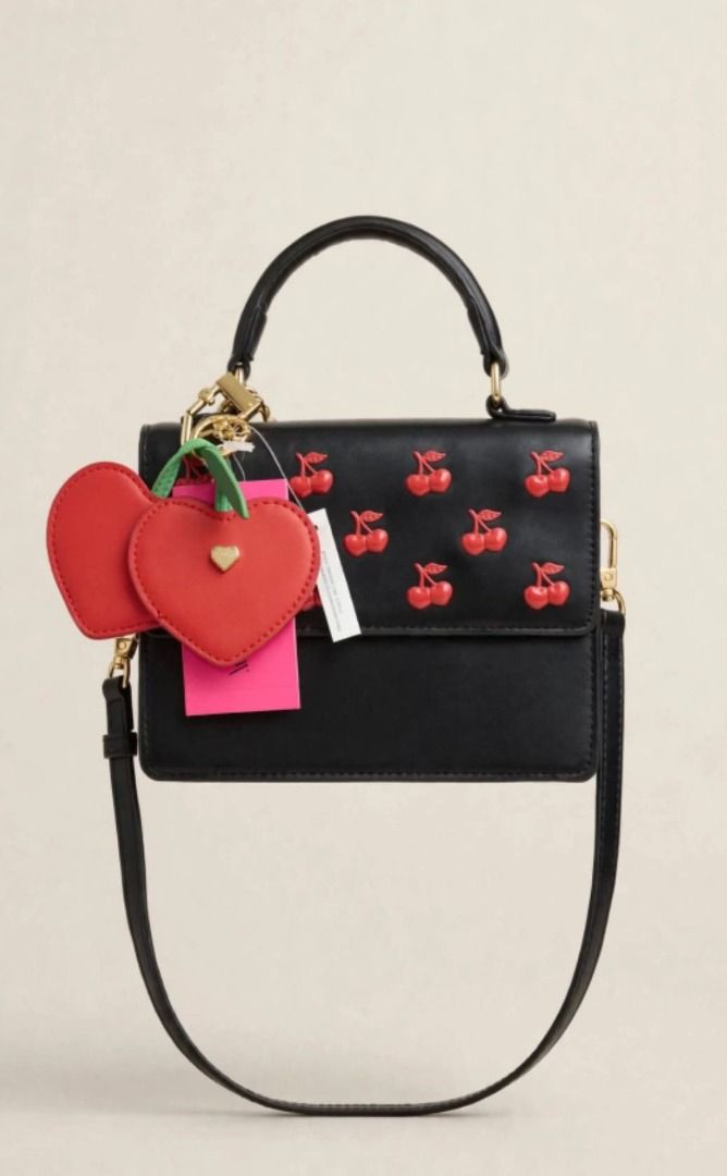 Betsy Johnsons Sling (Category: Cross-body Bags) located in Rizal. Submitted by hiraya16 (Listing ID 1464100976, Image 1). Description: Available Onhand ready to ship. DM ✉️ J&T - Lalamove - LBC.