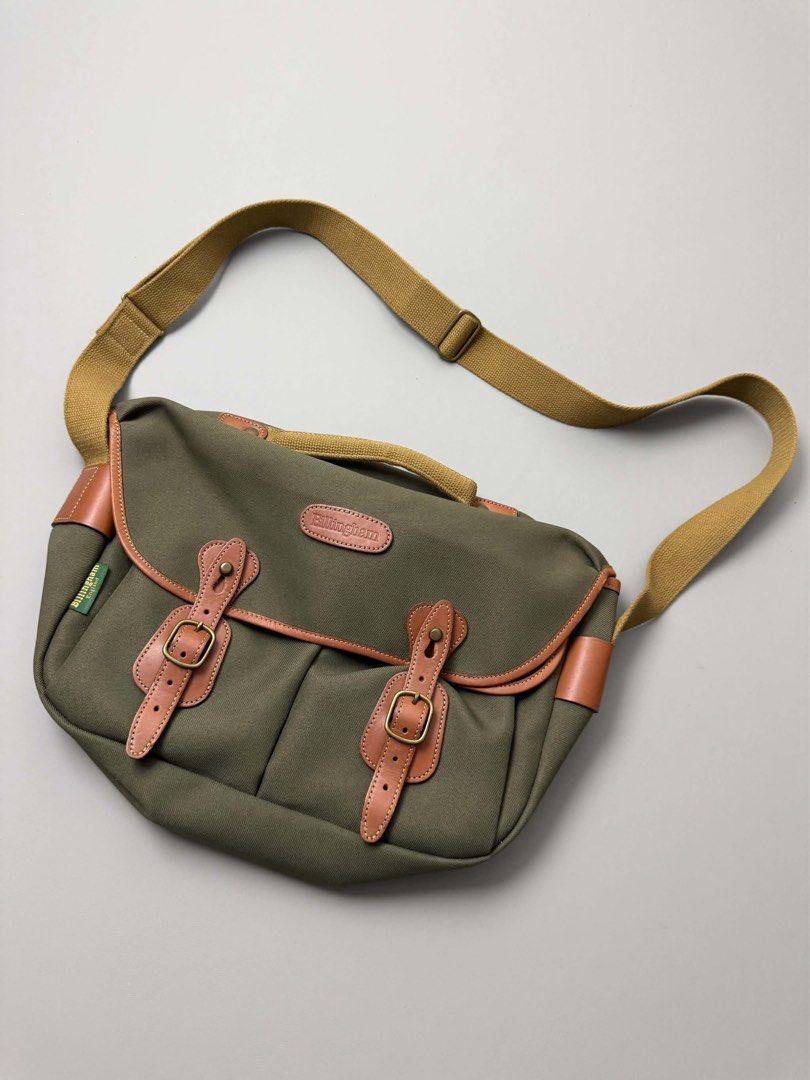 BILLINGHAM HADLEY PRO BAG (Category: Sling Bags) located in Guagua. Submitted by sweetboyy (Listing ID 1464053191, Image 3). Description: BILLINGHAM HADLEY PRO BAG OLIVE OR SAGE CANVAS WITH TAN OR BROWN LEATHER TRIM.