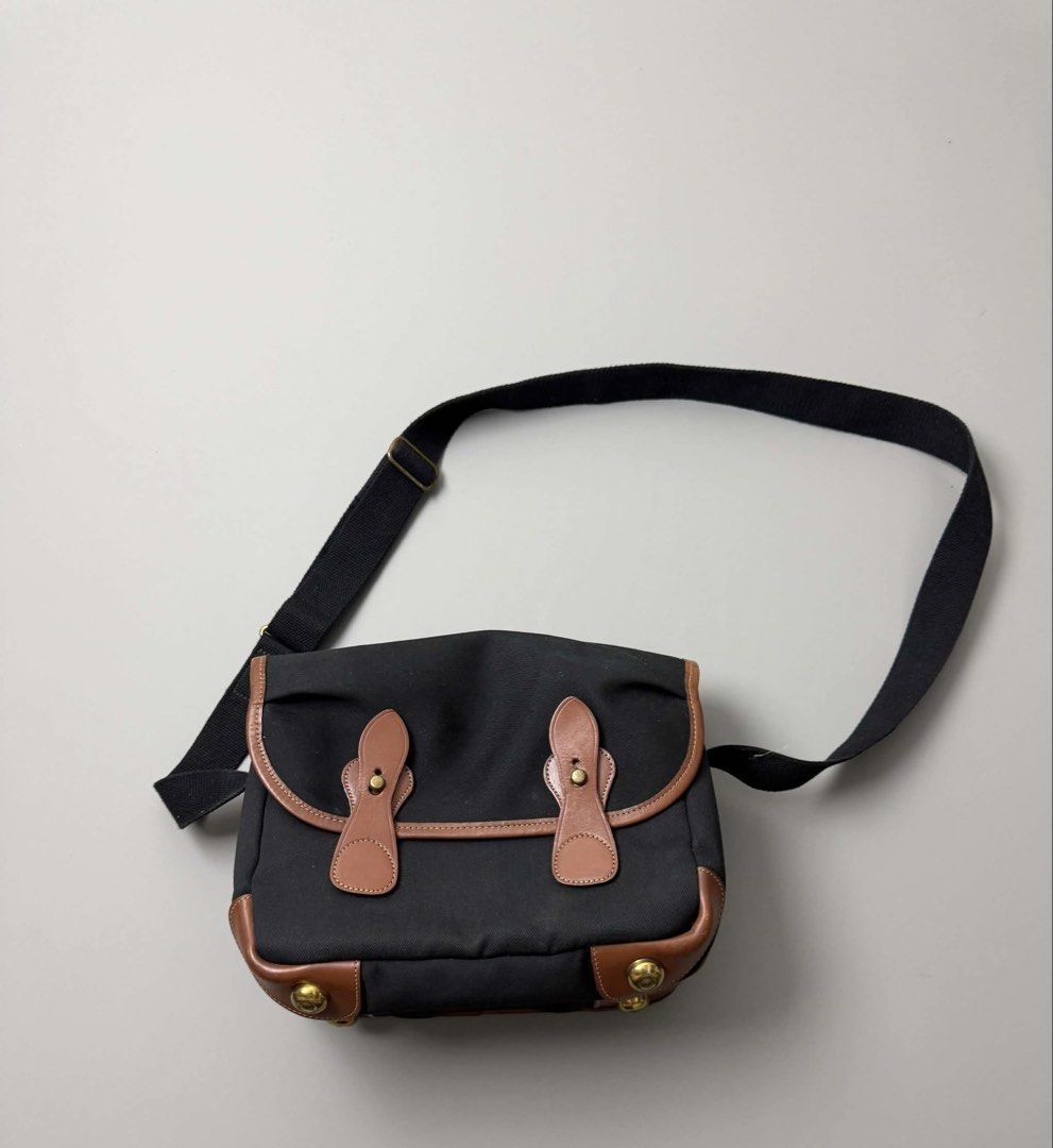 BILLINGHAM L2 CAMERA BAG (Category: Cross-body Bags) located in Guagua. Submitted by sweetboyy (Listing ID 1464052331, Image 1). Description: BILLINGHAM L2 CAMERA BAG BLACK CANVAS WITH TAN LEATHER TRIM.