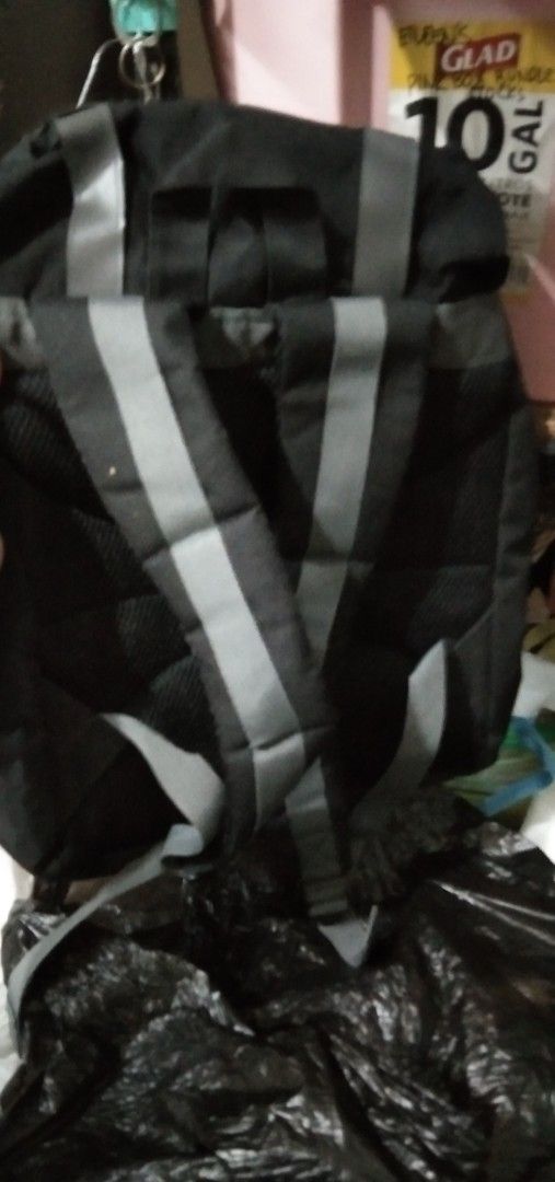 Black backpack laptop back (Category: Backpacks) located in Quezon City. Submitted by eidorableshop (Listing ID 1464029017, Image 3). Description: .