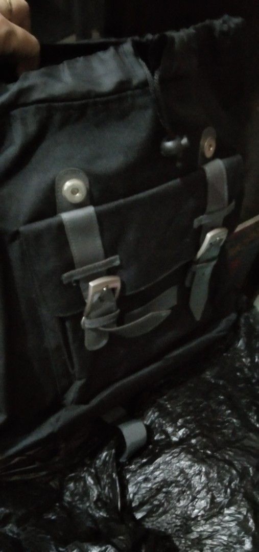 Black backpack laptop back (Category: Backpacks) located in Quezon City. Submitted by eidorableshop (Listing ID 1464029017, Image 1). Description: .