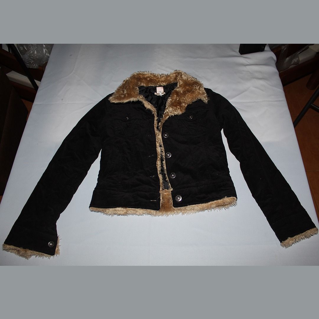 Black Corduroy Fur Trimmed Jacket (Category: Coats, Jackets and Outerwear) located in Tanauan. Submitted by arlene_panganiban (Listing ID 1463998078, Image 2). Description: - Cute black corduroy jacket - Fuzzy brown trim - Buttons up the front - Soft lining inside - Slightly flared sleeves - Ideal for cooler weather - Slightly torn inside.