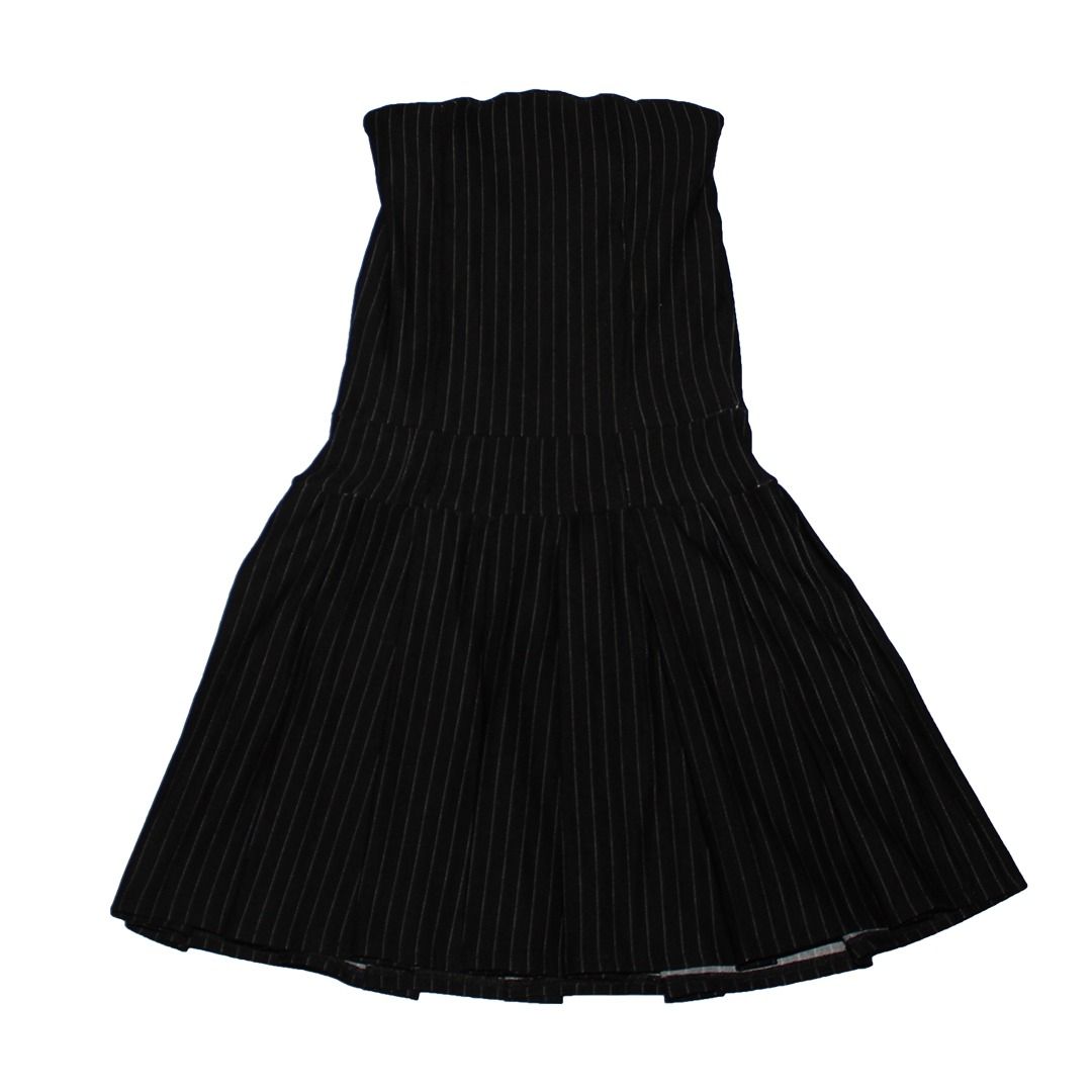 Black Pinstripe Strapless Dress (Category: Dresses) located in Tanauan. Submitted by arlene_panganiban (Listing ID 1463997228, Image 1). Description: - Black strapless dress - White pinstripe pattern - Fitted bodice - Flared skirt with pleated effect - Ideal for night outs and parties - Versatile for dressing up or down.