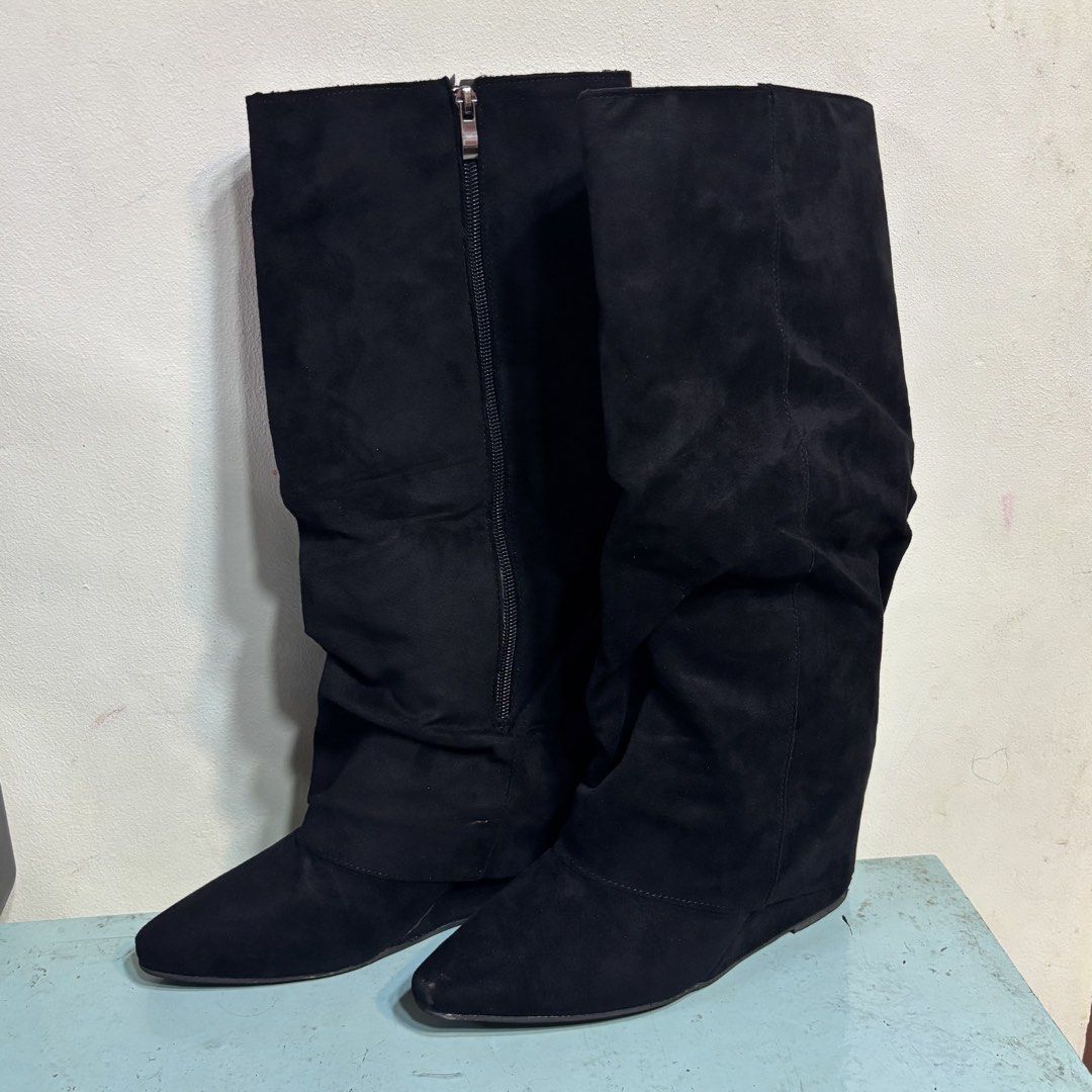 black suede slouchy wedge pointed boots size 36 (Category: Boots) located in Las Pinas. Submitted by tteok0325 (Listing ID 1464045852, Image 1). Description: - used once only during my taiwan trip last july - size 36 - Black suede slouchy boots - Pointed toe - Wedge heel - Side zipper closure - Knee-high length mop: gcash, maribank, bpi mod: jnt.