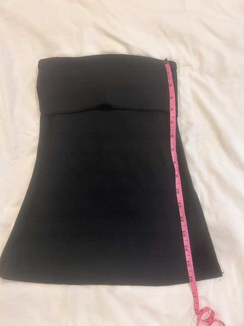 black tube top classy elegant basic capsule wardrobe (Category: Sleeveless) located in Paranaque City. Submitted by bruised_soup (Listing ID 1464096486, Image 3). Description: rfs: decluttering mop: gcash / bank transfer mod: jnt / lalamove -> payment first before shipment -> sf shouldered by buyer -> first to pay gets the item -> no cancellations/returns 🏷️ tube top, strapless top, bandeau top, black tube top, black strapless top, fitted tube t