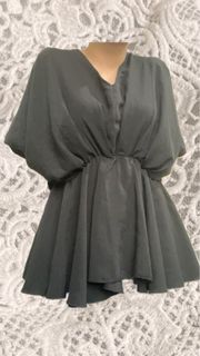 (Category: ) located in . Submitted by thrift.withlux (Listing ID 1462902566, Image 1). Description: .