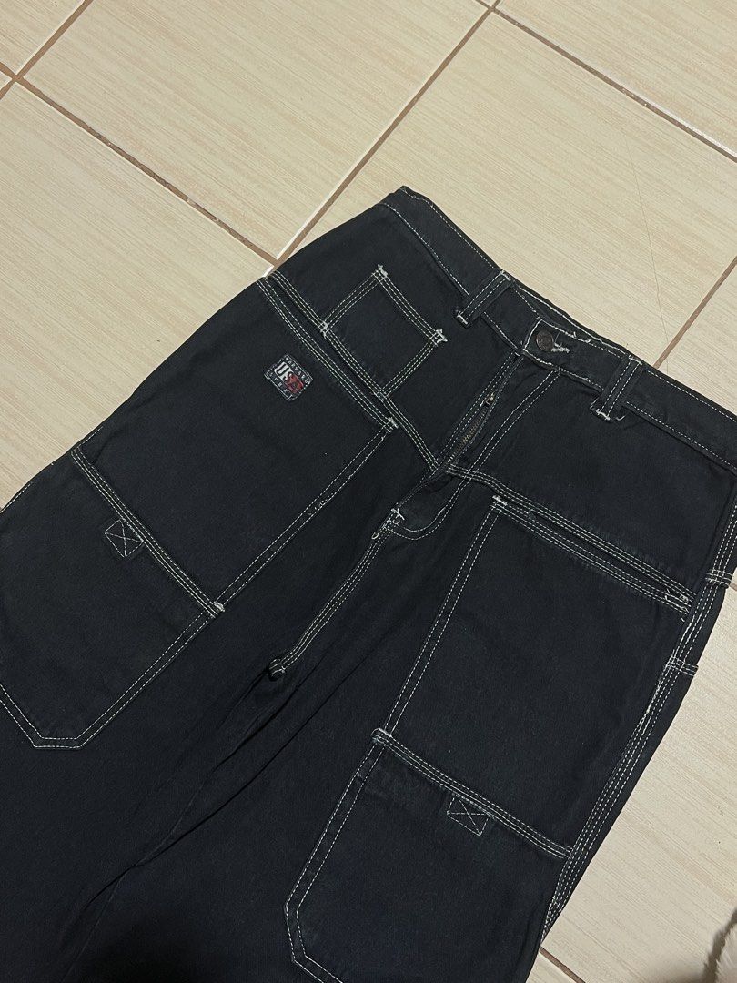 Black Wideleg Carpenter Pants 29 (Category: Jeans) located in Manila. Submitted by erickalago (Listing ID 1464031890, Image 2). Description: SIZE 29 LENGTH 37 WASH NIYO NA LANG AT NA STOCK, NOT UKAY, OWN PRELOVED location: Pasig.