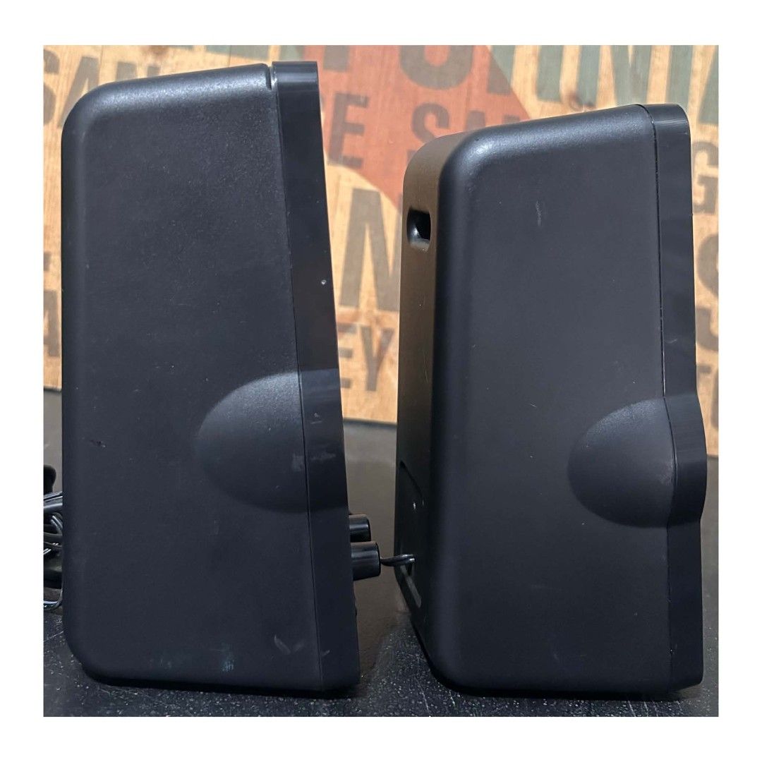 Blackweb Multimedia Computer Speaker (Category: Soundbars, Speakers & Amplifiers) located in Pasig City. Submitted by califinestcollectibles (Listing ID 1464011055, Image 3). Description: Blackweb Multimedia Computer Speaker EL#589 No Box 110 volts (Need Transformer) Model: BWA15O110 Issue: Minimal Scratches but not affected the performance Original/Authentic From USA Actual and detailed pictures are posted Pick up at one oasis condominium ortiga