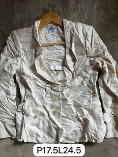 (Category: ) located in . Submitted by zarastorevintage (Listing ID 1464004770, Image 1). Description: .
