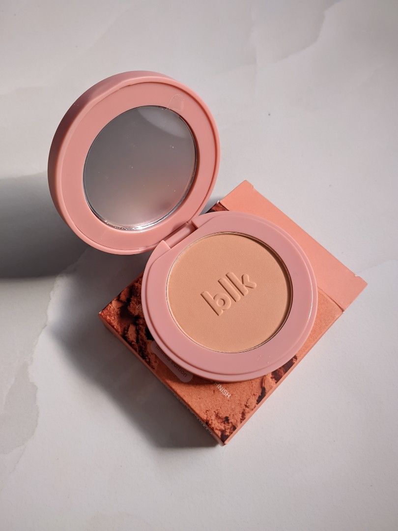 blk limited edition soft blur powder blush - cobbler (Category: Makeup) located in Pasig City. Submitted by pottyhead.22 (Listing ID 1464003679, Image 3). Description: limited edition.