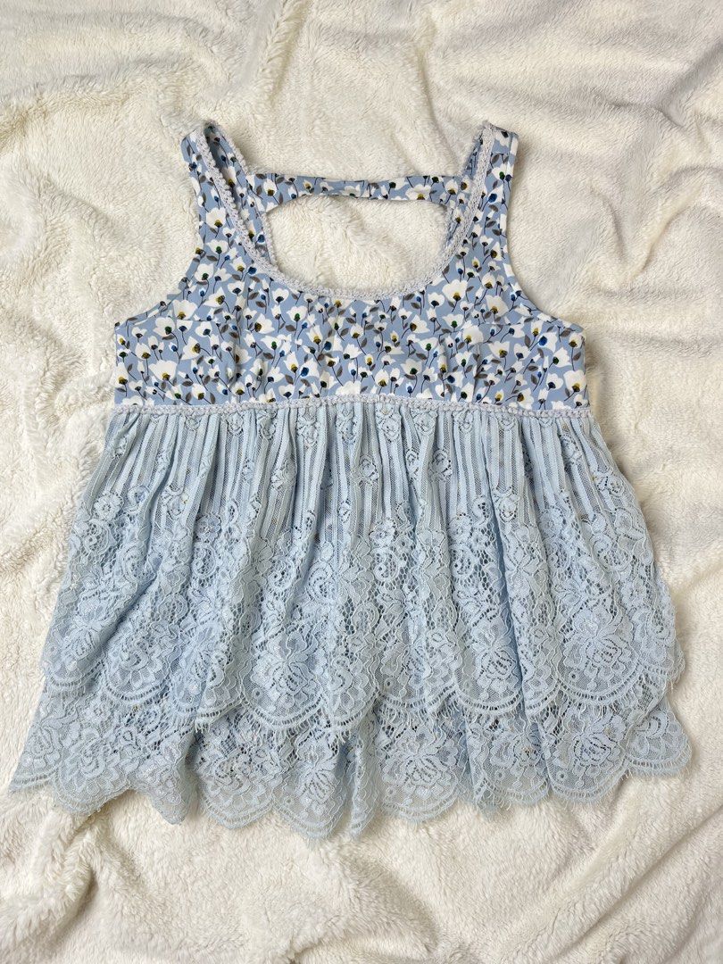 Blue Floral Lace Overlay Top (Category: Sleeveless) located in Polomolok. Submitted by allisthriftsph (Listing ID 1464096900, Image 1). Description: .