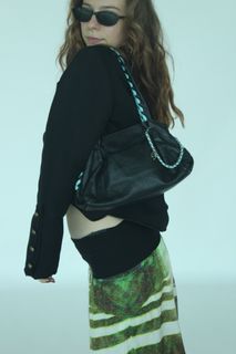 （分類：）位於 。 由 heleneetmichelle 提交（商品編號 1463969188，圖片 1）。簡介： 。