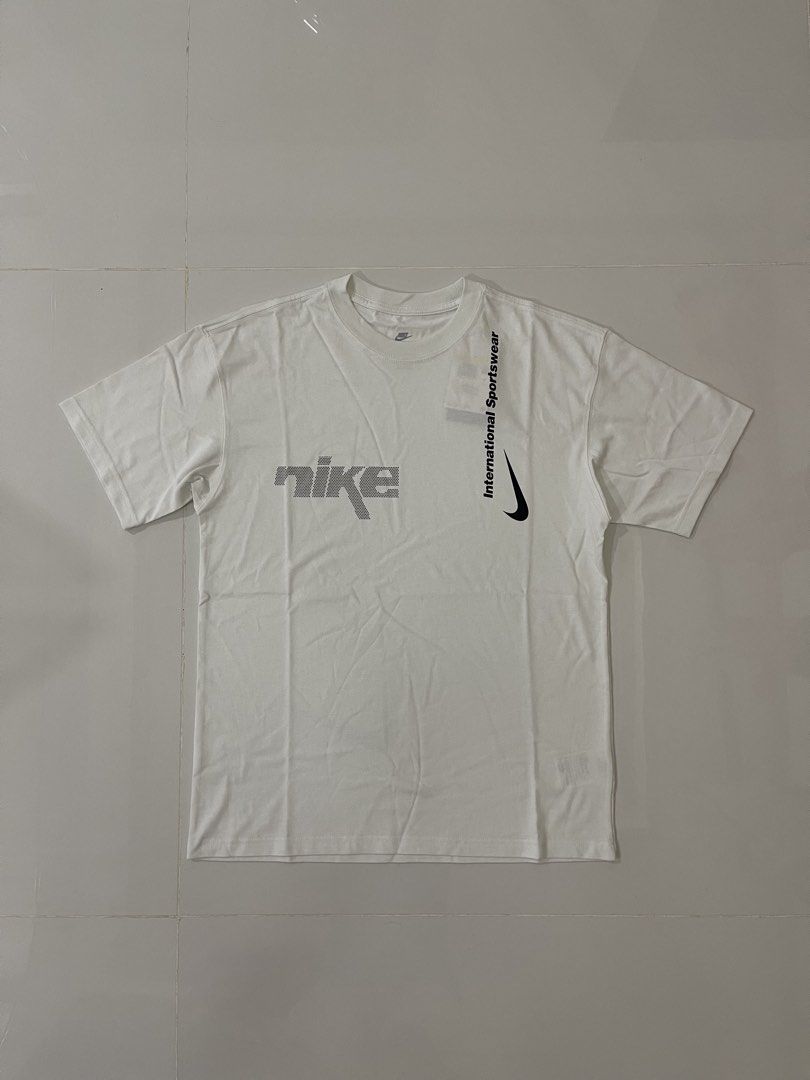 Bnew nike tees freeshippinv nationwide (Category: Tshirts & Polo Shirts ) located in Tarlac. Submitted by swoosh_garmentz (Listing ID 1464042477, Image 3). Description: - Grey Nike T-shirt - Features a 'Radiate the Sun' graphic print on the back - Small Nike logo on the front chest - Estimated size: Medium - Ideal for casual outfits.