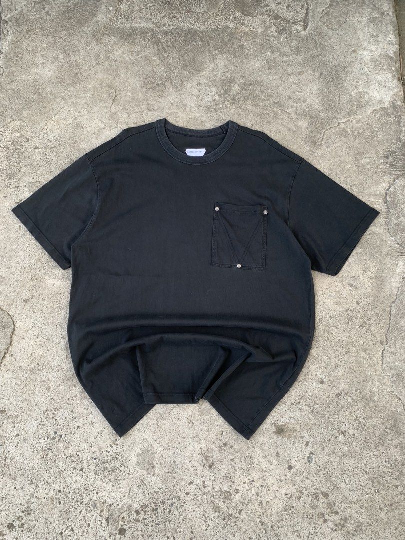 BOTTEGA VENETA STAPLE TEE (AUTHENTIC) (Category: Tshirts & Polo Shirts ) located in Kalibo. Submitted by thriftyfinds09 (Listing ID 1464043791, Image 1). Description: BOTTEGA VENETA STAPLE TEE (AUTHENTIC) Excellent condition Size L 24 width 32.5length Need wash Minimal Fadings on neckline Color rate:9.5/10.