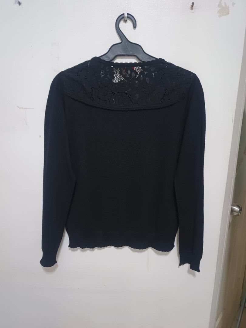 BROOKS BROTHERS (Category: Longsleeves) located in Dasmarinas. Submitted by jessputrages (Listing ID 1464111173, Image 2). Description: For sale Brooks Brothers Excellent condition No issue 600 free ship Pm for more details.