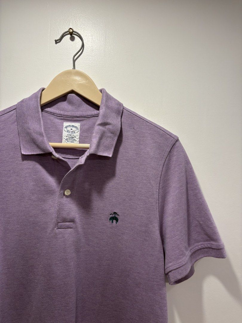 Brooks Brothers Logo Polo Shirt (Category: Tshirts & Polo Shirts ) located in Bacolod City. Submitted by moboandmoga (Listing ID 1464042490, Image 3). Description: Brooks Brothers Logo Polo Shirt Size: Medium frame Excellent Condition .