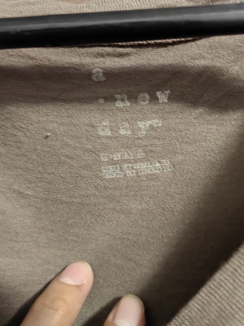 Brown Basic Top (Category: Shirts) located in Malolos. Submitted by aemcloset (Listing ID 1464077898, Image 2). Description: Width 16 Length 24 Up to semi large 36bust Cotton stretch.