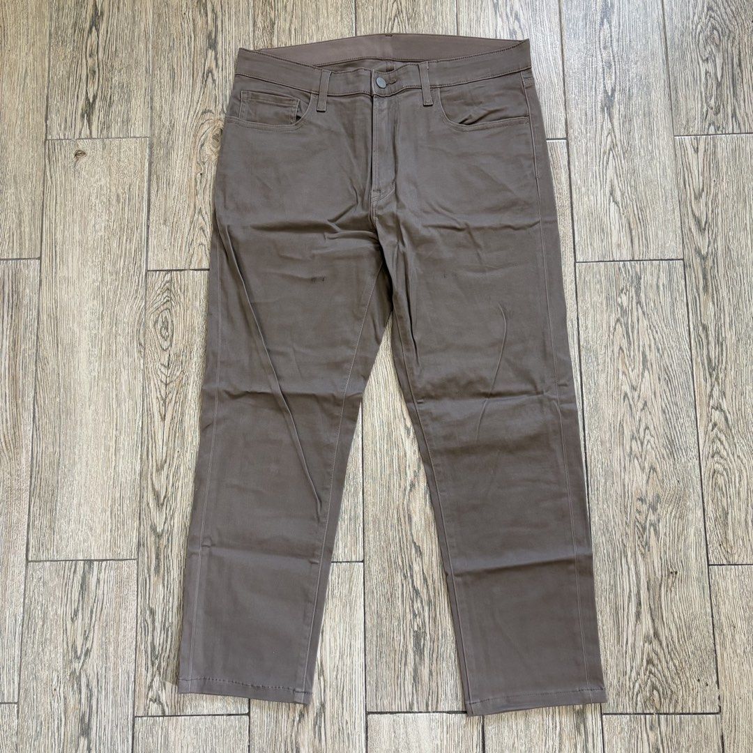 Brown Casual Pants (Category: Chinos) located in Imus. Submitted by reloved.nd (Listing ID 1464071088, Image 1). Description: .
