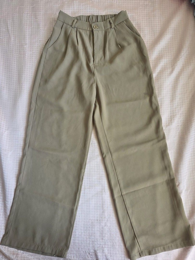 Brown Trouser (Category: Other Bottoms) located in Manila. Submitted by findsbynie (Listing ID 1463945750, Image 2). Description: Description: Brown trousers that fit someone around 5 ft tall. There are a few loose threads, but they are not noticeable when worn. Still in good condition..