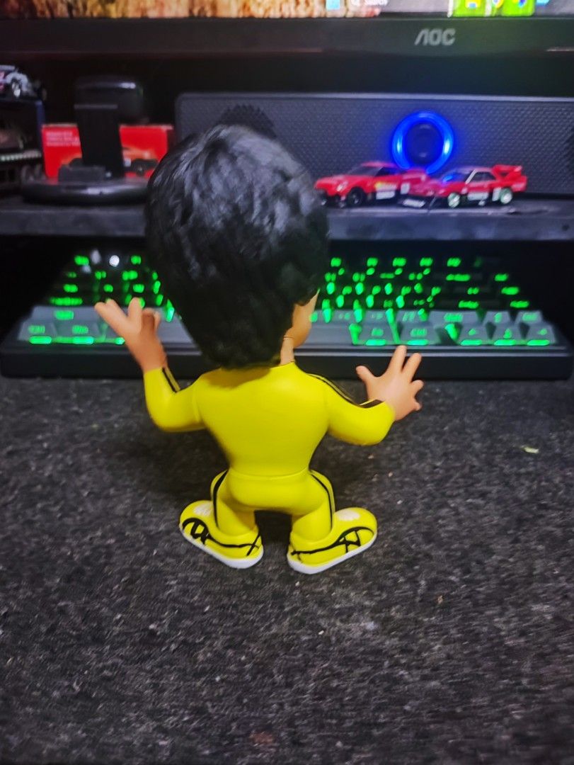 Bruce Lee Action Figure - Yellow Tracksuit (Category: Figurines & Statues) located in Caloocan City. Submitted by rhaine4153 (Listing ID 1464103527, Image 2). Description: For Collectors: Bruce Lee 5-inch Vinyl figure by Round 5. Limited Edition 1/500 Loose but Prestine Condition 2k each First to pay gets the item Manila loc Pickup or Lalamove only - Iconic Bruce Lee action figure - Available in classic yellow tracksuit - Also comes with a black 