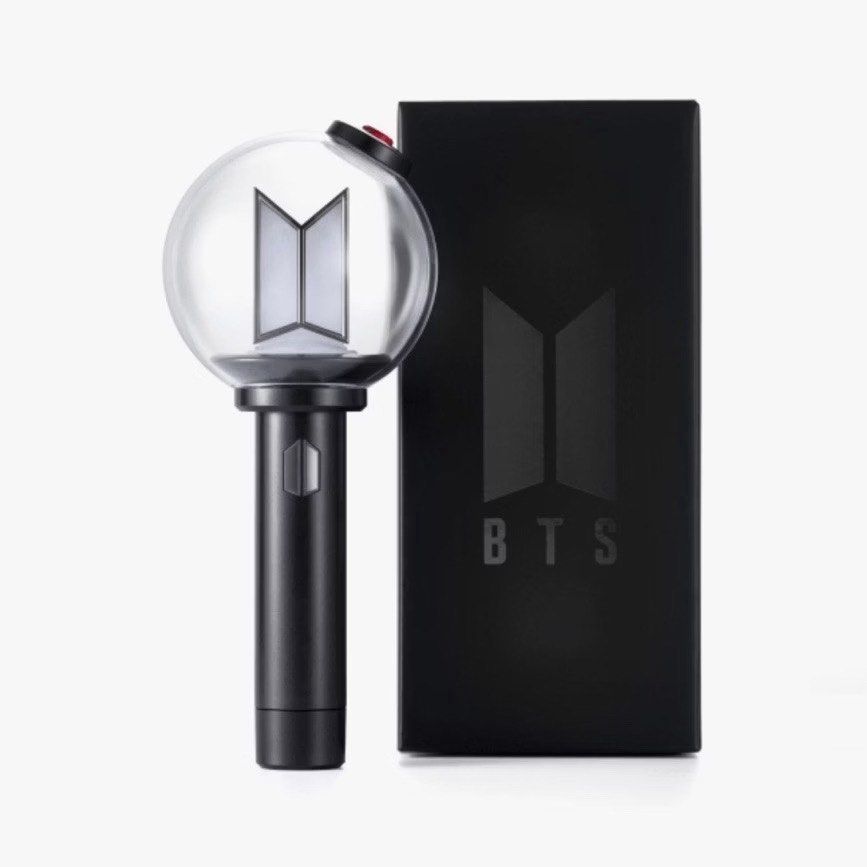 BTS Official Light Stick Version 4 (Category: Everything Else Others) located in Muntinlupa City. Submitted by hermanasbfl (Listing ID 1464100149, Image 1). Description: Sealed.