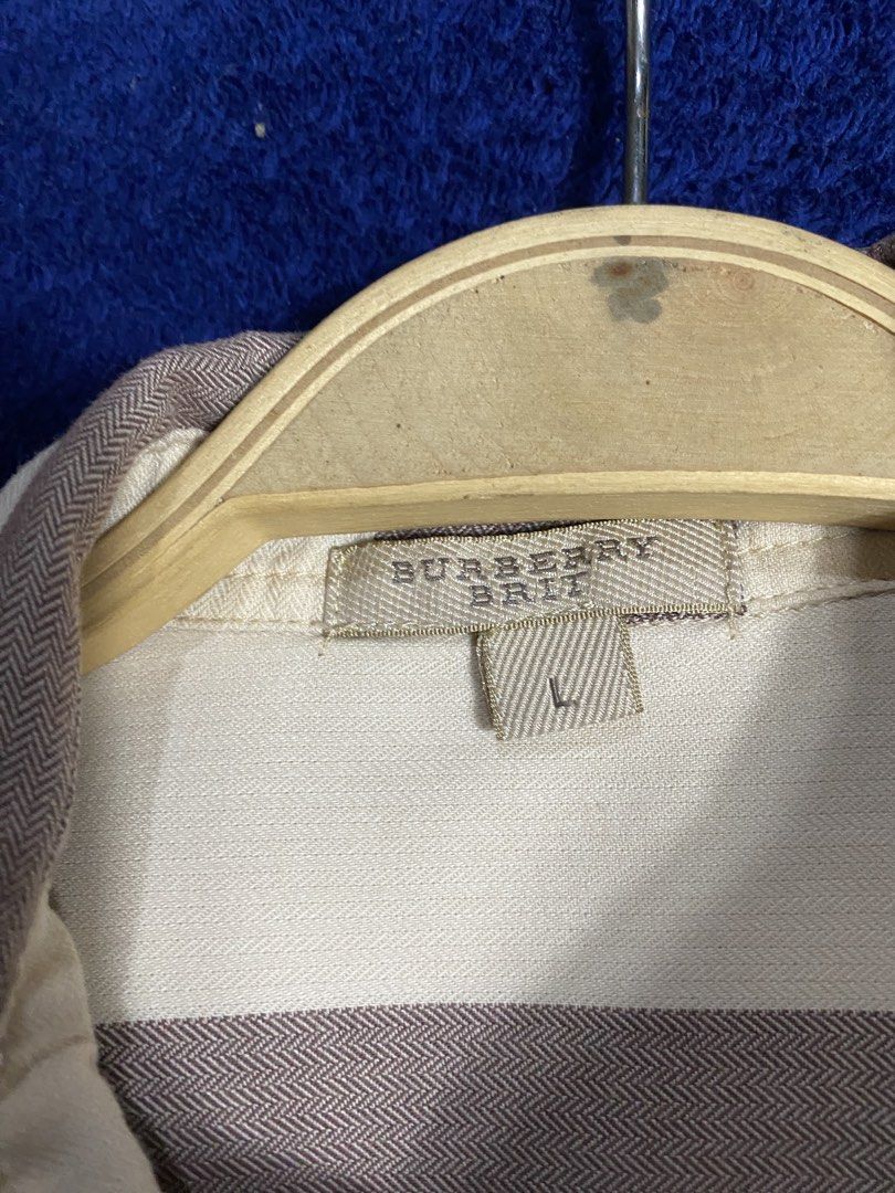 Burberry Brit Longsleeves (Category: Tshirts & Polo Shirts ) located in Tabaco. Submitted by hidden_gem.2 (Listing ID 1463965193, Image 3). Description: Large on tag Need wash only.