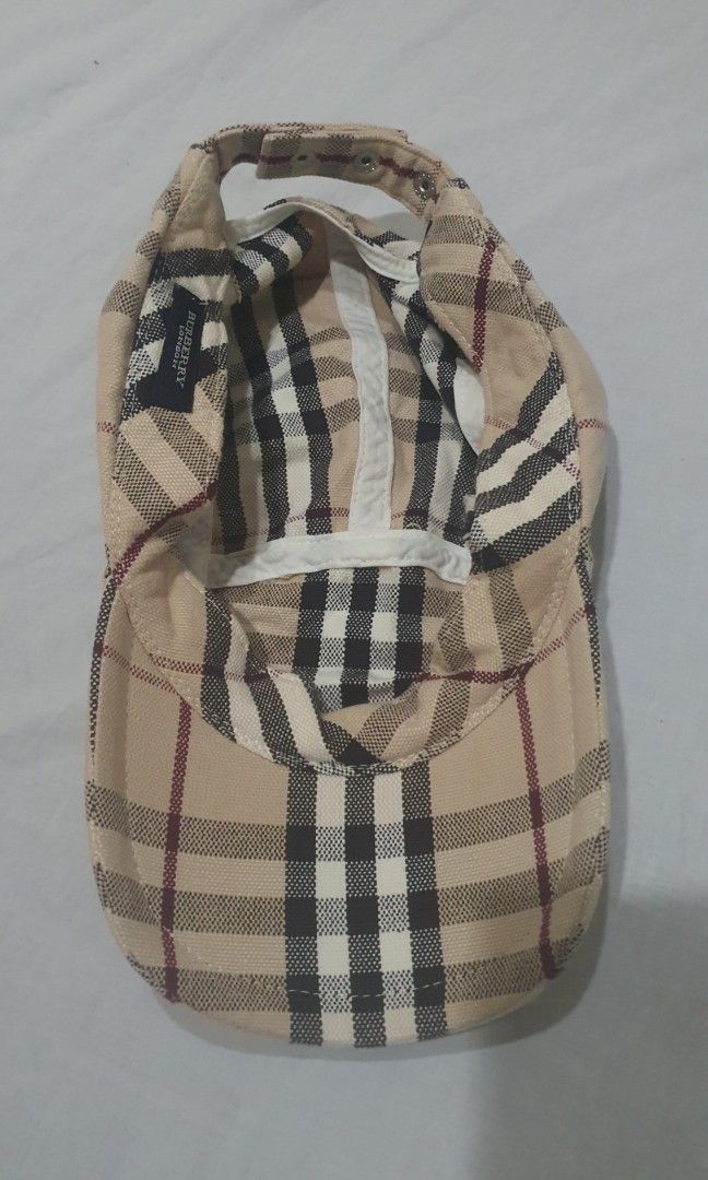 Burberry nova check 5 panel cap (Category: Luxury Accessories) located in Paranaque City. Submitted by nvdluxurygoods (Listing ID 1463985486, Image 2). Description: Burberry nova check 5 panel cap Authentic Men/Women 3,500 only Selling low !!.