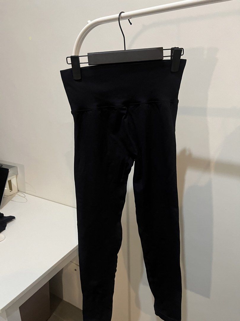Butt lifting and sculpting leggings (Category: Activewear) located in Quezon City. Submitted by styleandcomfort (Listing ID 1464045157, Image 1). Description: Never worn Message me for inquiries 😊.