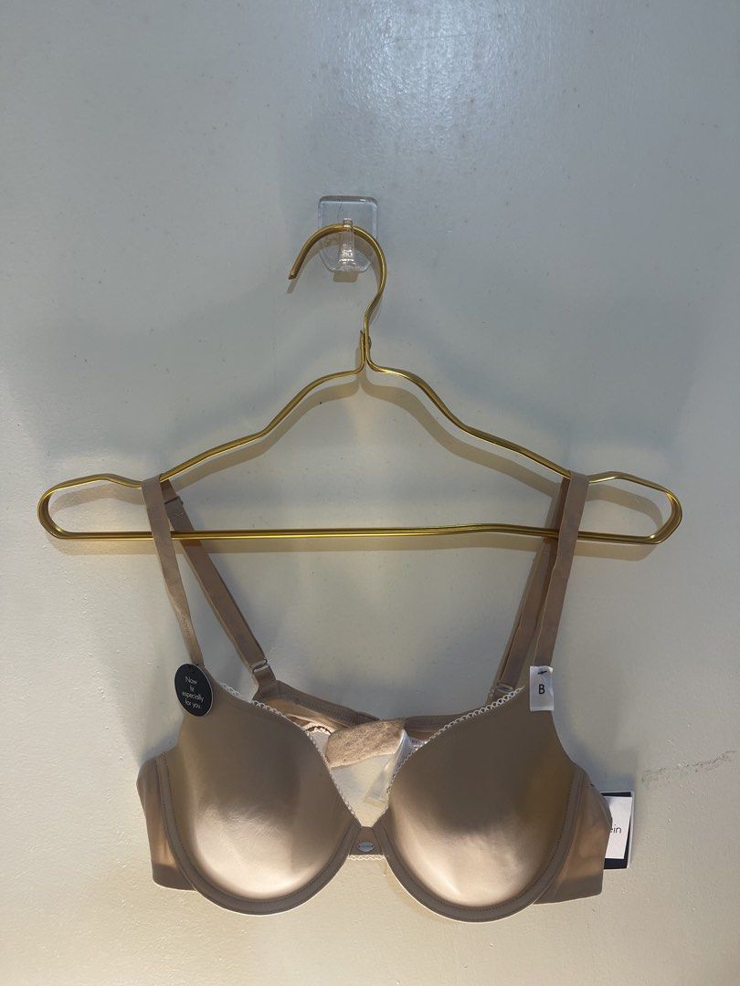 Calvin klein wired push up B gc5 (Category: Undergarments & Loungewear) located in Baguio. Submitted by affordaprice_2600baguio (Listing ID 1464071763, Image 1). Description: .