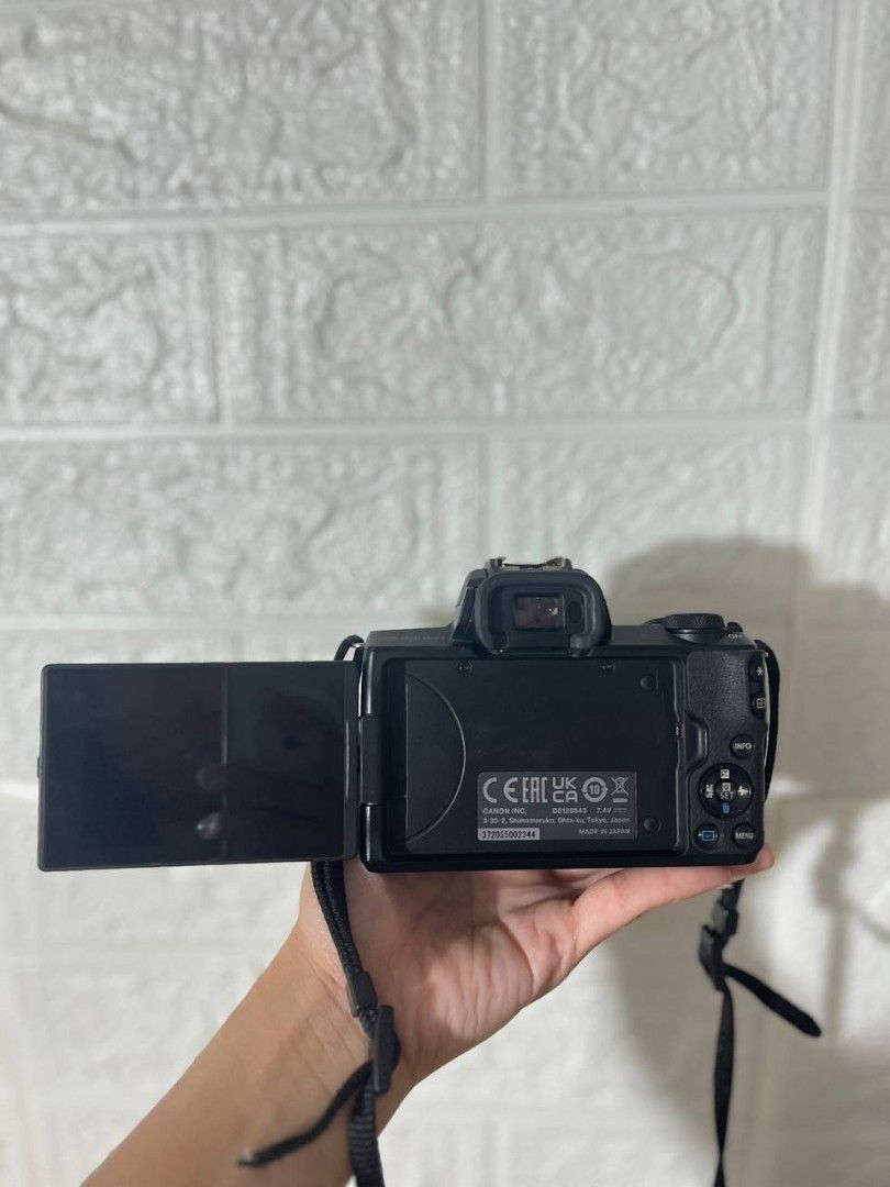 Canon M50 Mark II (Category: Cameras) located in Las Pinas. Submitted by juliepjose (Listing ID 1463997173, Image 3). Description: .