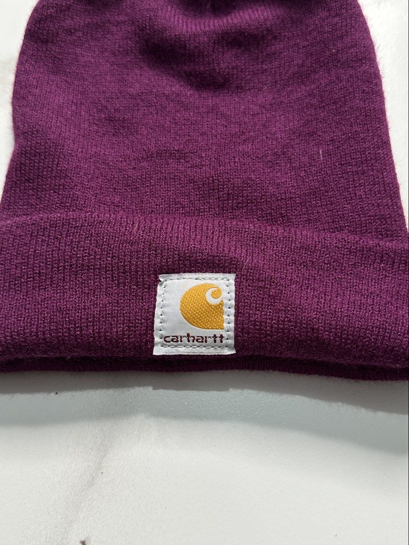 Carhartt Beanies (Category: Beanies) located in Valenzuela. Submitted by iworoo (Listing ID 1463974655, Image 3). Description: Aspack Maroon verygood condition Gray in good condition Some lint see in pic Both Presentable to use Accepting Offers 😊.