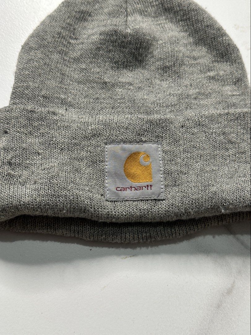 Carhartt Beanies (Category: Beanies) located in Valenzuela. Submitted by iworoo (Listing ID 1463974655, Image 2). Description: Aspack Maroon verygood condition Gray in good condition Some lint see in pic Both Presentable to use Accepting Offers 😊.