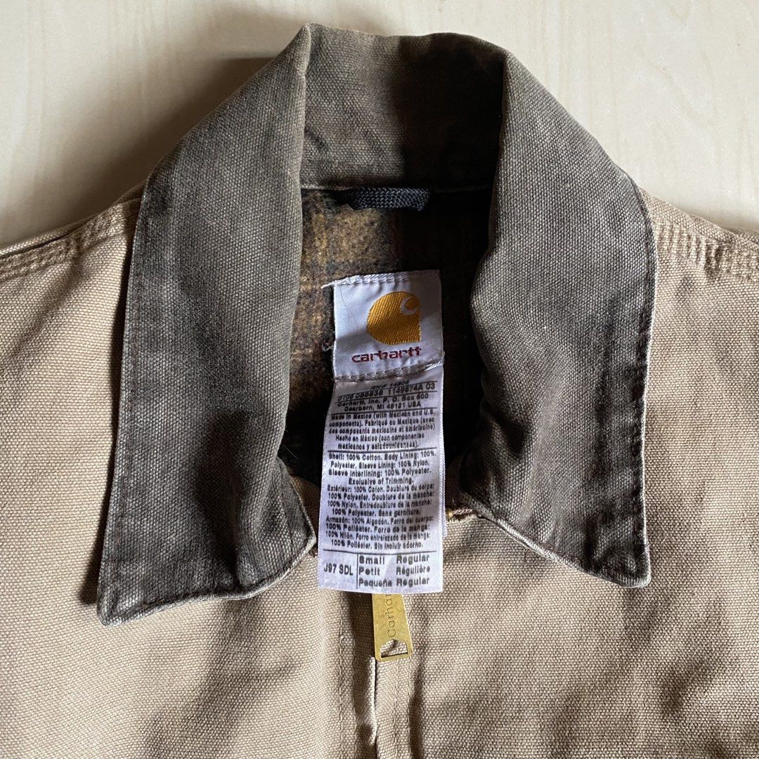 Carhartt J97 Detroit Jacket (Category: Coats, Jackets and Outerwear) located in Butuan. Submitted by whodecidestowear (Listing ID 1463948591, Image 3). Description: 22 width 24 length No tears distressing Issue: stains Mindanao loc.