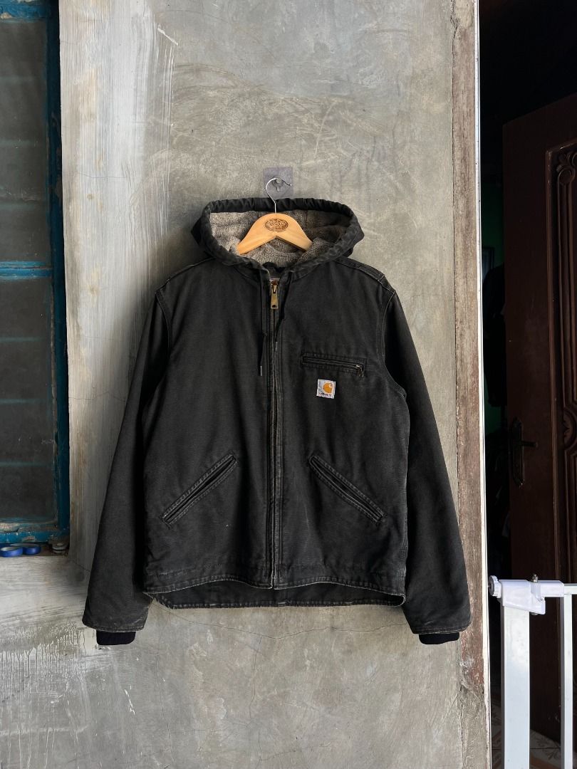 Carhartt Sierra Jacket (Category: Coats, Jackets and Outerwear) located in Guagua. Submitted by retro_finds25 (Listing ID 1464099046, Image 2). Description: Carhartt Sierra Jacket Jacket Sherpa Lined Womens Size S WJ141 BLK Black Dimes: 22 width x 25 Height. .