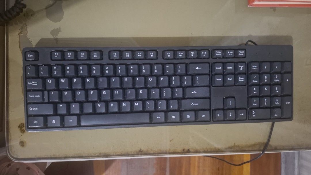 Casue Wired USB Keyboard (Category: Computer Keyboard) located in Manila. Submitted by ginacruz899 (Listing ID 1464067882, Image 1). Description: - Standard wired USB keyboard - Full QWERTY layout with numeric keypad - Ideal for everyday typing and computer use - Simple plug-and-play connection - Functional design for home or office.
