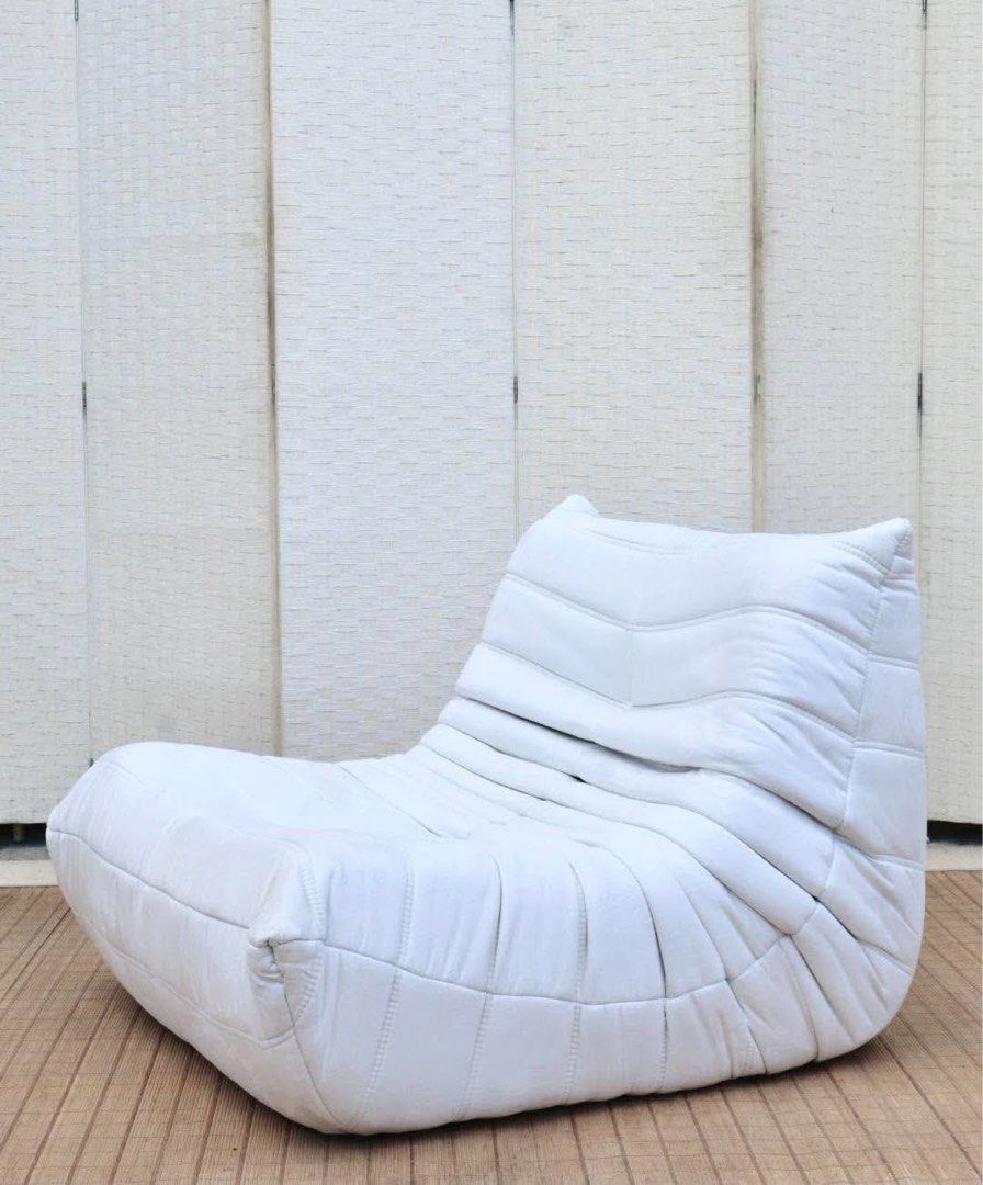CATERPILLAR LAZY SOFA GAMUZA FABRIC CUSHION (Category: Chairs) located in Manila. Submitted by jerichocal17856 (Listing ID 1464074592, Image 2). Description: JAPAN SURPLUS FURNITURE CATERPILLAR LAZY SOFA GAMUZA FABRIC CUSHION Size 33L x 38W x 13SH x 28H in inches (AS-IS ITEM) *Minimal Scratch Only IN GOOD CONDITION.