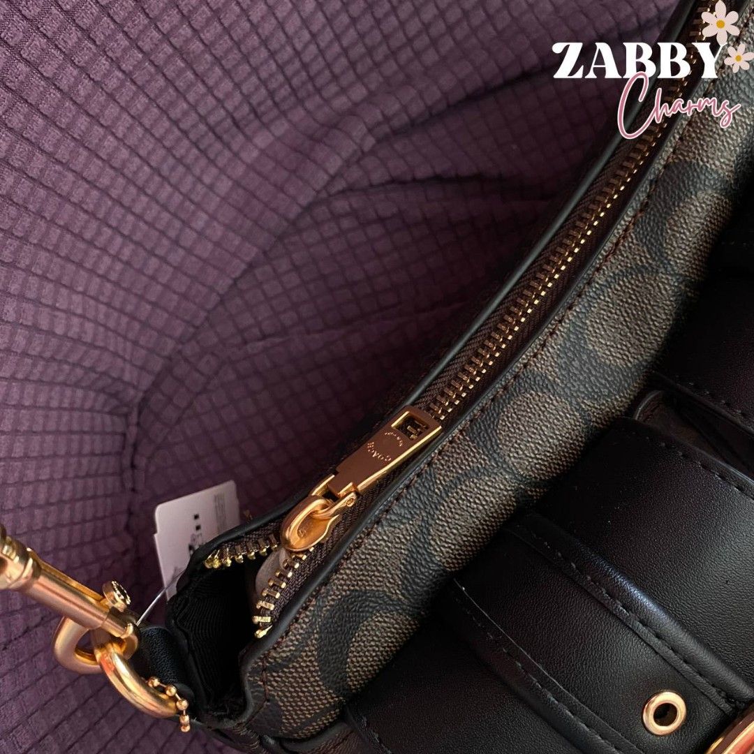 Cch ashton (Category: Shoulder Bags) located in Calamba. Submitted by zabbycharmscoll_calambaph (Listing ID 1463962457, Image 3). Description: Cch Ashton 🏷️1️⃣4️⃣0️⃣0️⃣ 🇻🇳 viet made 🌸New and On-hand 🌸This comes with dust bag and paper bag ��🌸First to pay basis �🌸Open for 3 weeks layaway �🌸Photos may vary due to lighting.