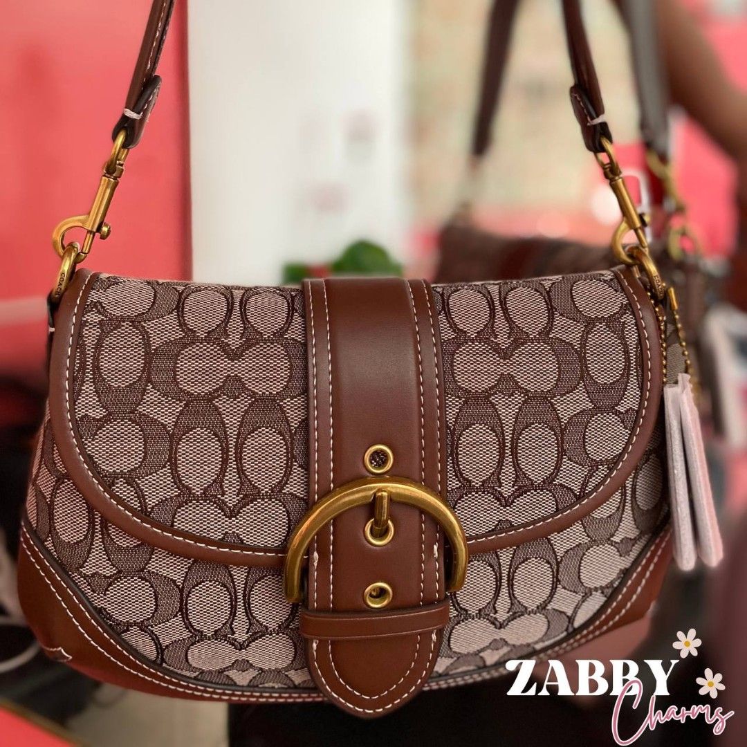 Cch soho (Category: Shoulder Bags) located in Calamba. Submitted by zabbycharmscoll_calambaph (Listing ID 1463963012, Image 2). Description: Cch Soho 🇻🇳 viet made 🌸New and On-hand 🌸This comes with dust bag and paper bag ��🌸First to pay basis �🌸Open for 3 weeks layaway �🌸Photos may vary due to lighting.