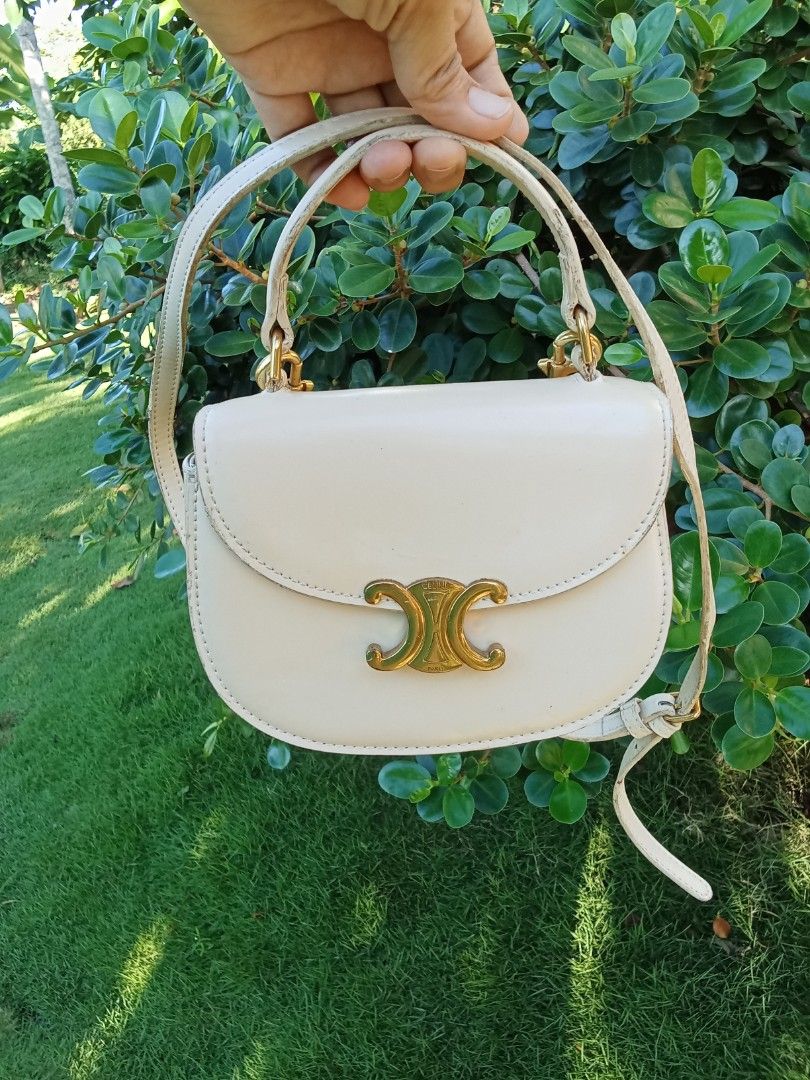 CELINE MINI BESACE CLEA TWO WAY BAG (Category: Luxury Bags & Wallets) located in Vinzons. Submitted by gracecollectionsph09 (Listing ID 1463993785, Image 1). Description: GOOD CONDITION RUBBER LINING ISSUE CODED PAYMENT FIRST BICOL LOCATION.